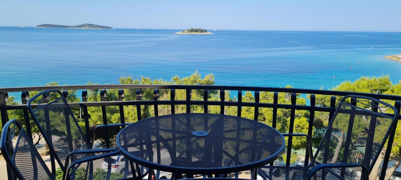Apartments Rogoznicka Oaza Rogoznica  Buitenkant foto