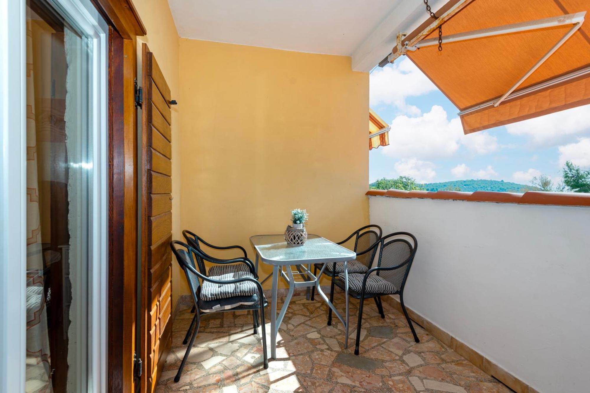 Apartments Rogoznicka Oaza Rogoznica  Buitenkant foto
