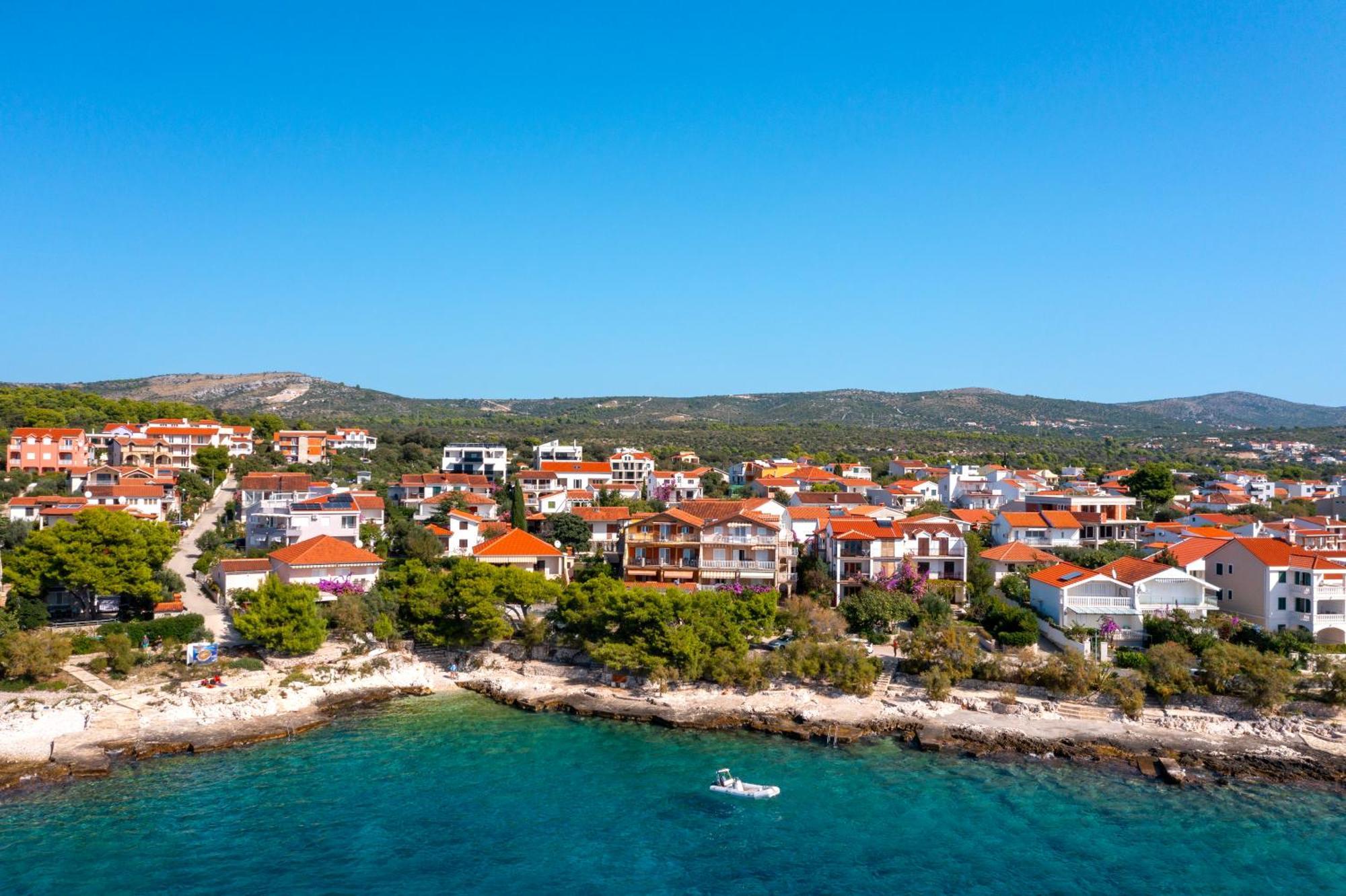Apartments Rogoznicka Oaza Rogoznica  Buitenkant foto