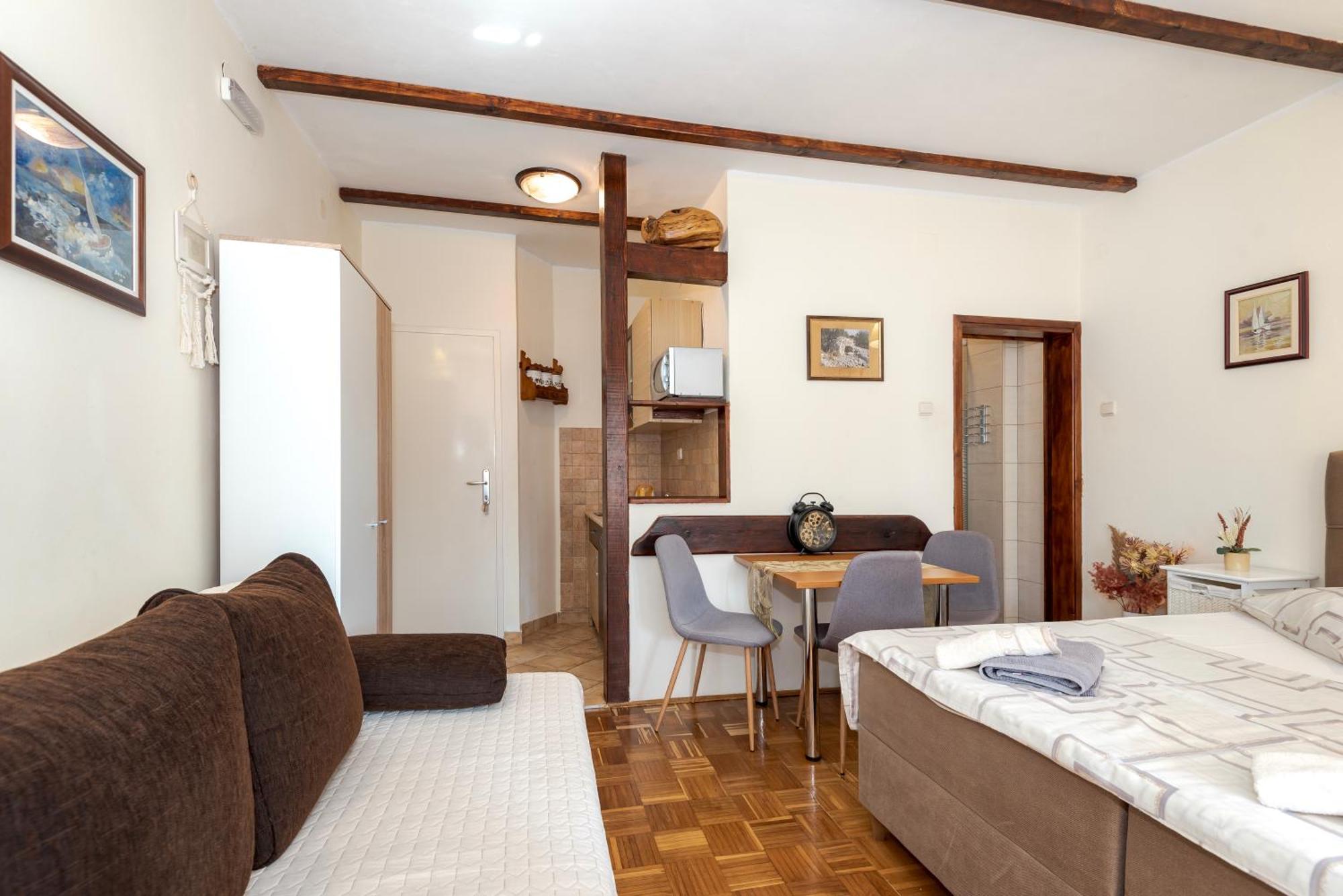 Apartments Rogoznicka Oaza Rogoznica  Buitenkant foto