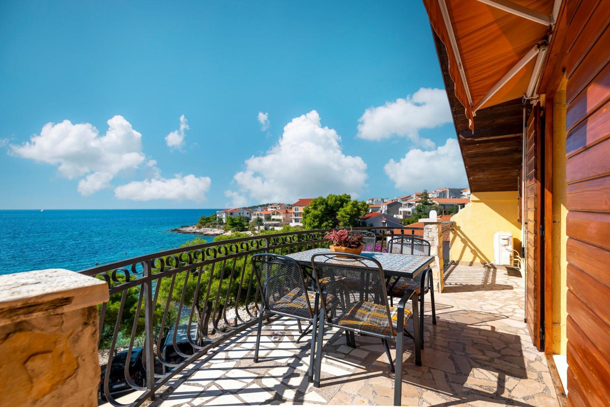 Apartments Rogoznicka Oaza Rogoznica  Buitenkant foto