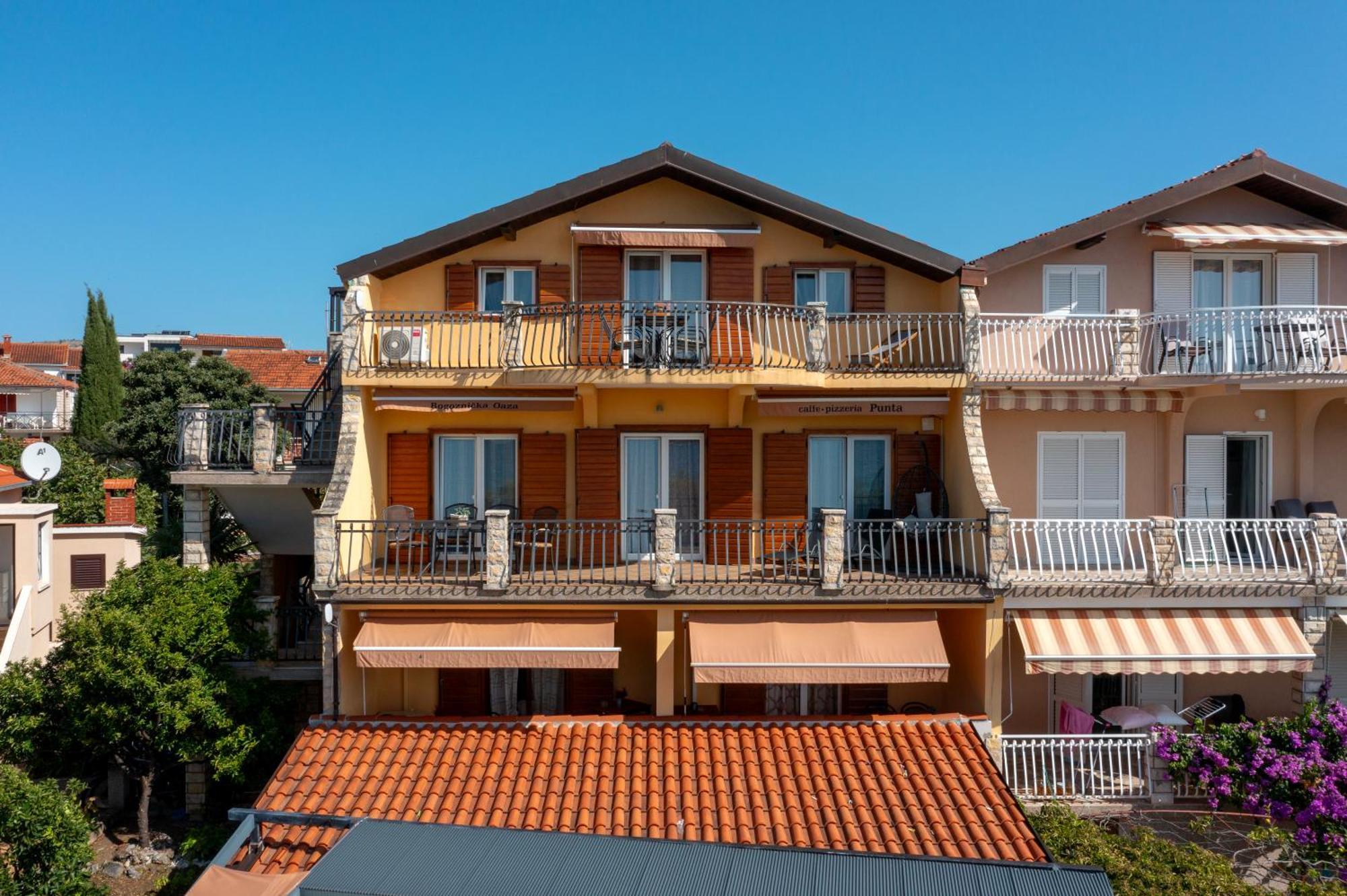 Apartments Rogoznicka Oaza Rogoznica  Buitenkant foto